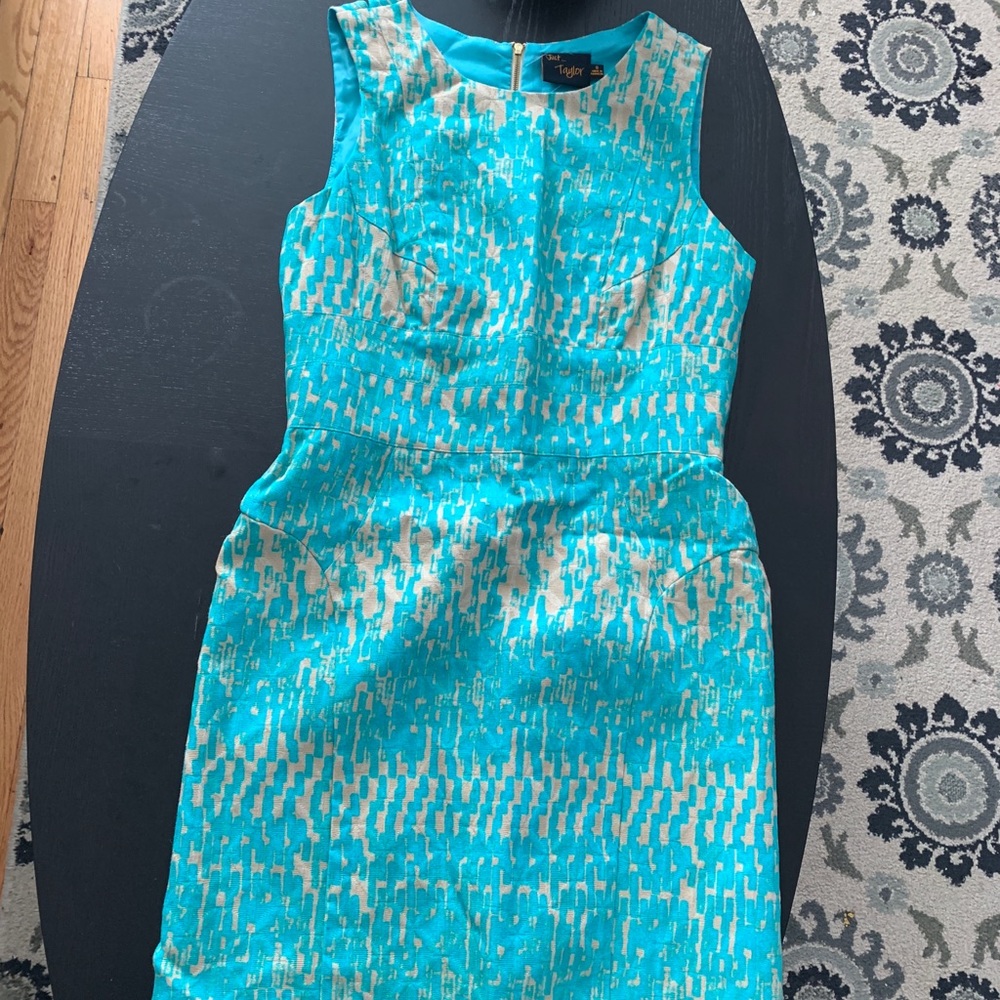 NEW WITH TAG Taylor Dresses Blue Patterned Dress